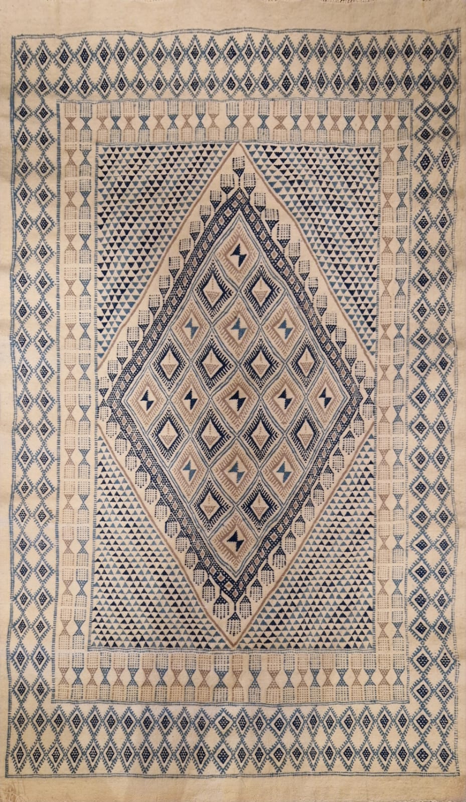 Ensemble Margoum chambre à coucher, style Sidi Bou Saïd
